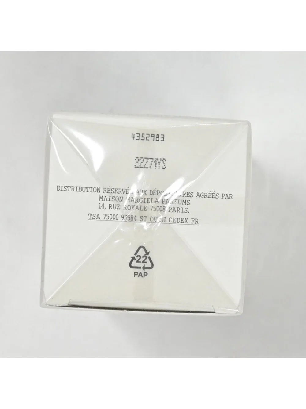 Maison Margiela Replica Sailing Day Eau de Toilette 3.4 fl oz - Picture 3 of 3